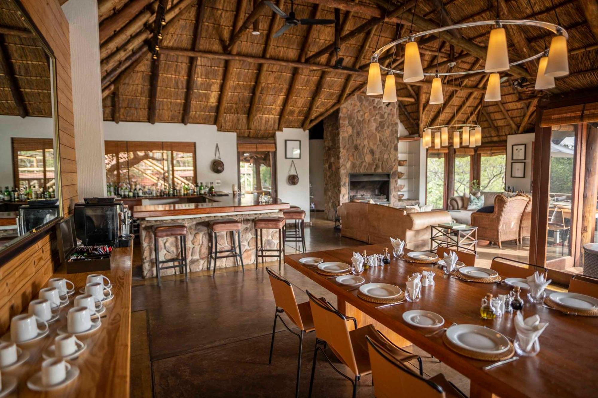 Tshwene Lodge Vaalwater Extérieur photo